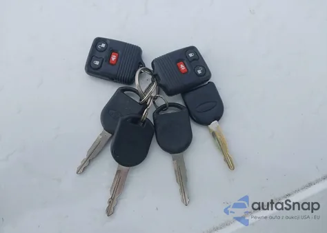 2004 Ford Freestar z USA, uszkodzony, nr VIN 2FTZA54644BA87146